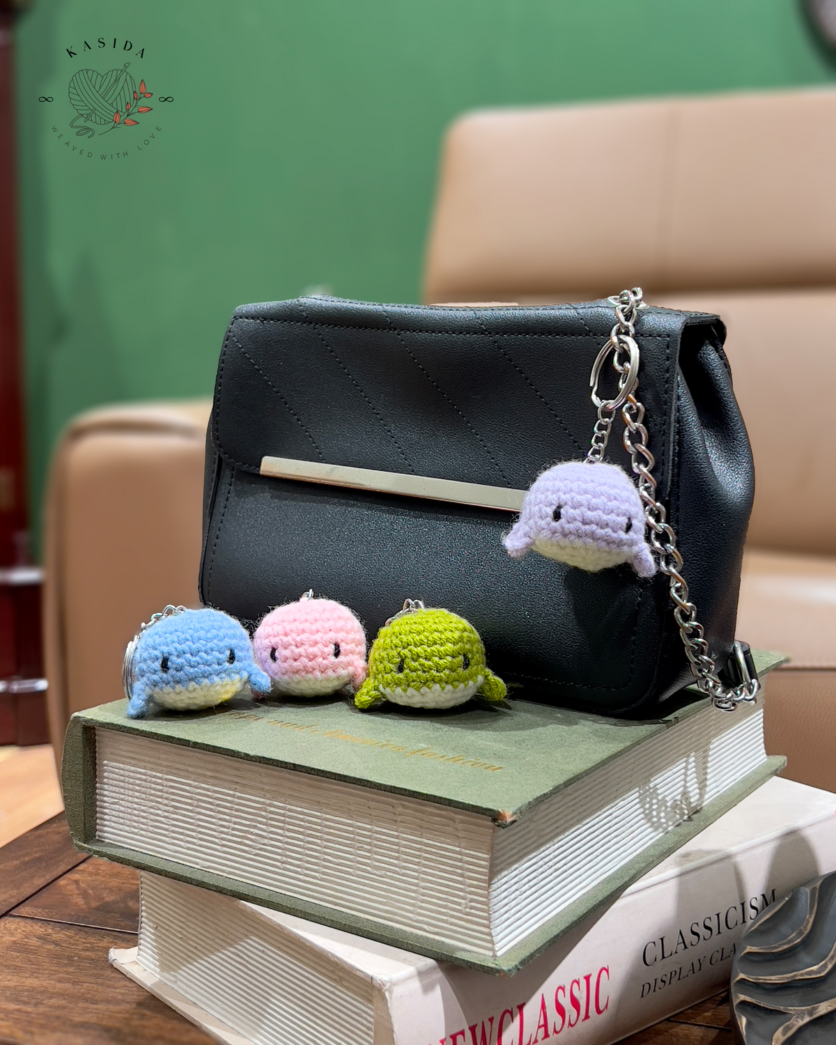 WHALE KEYRING